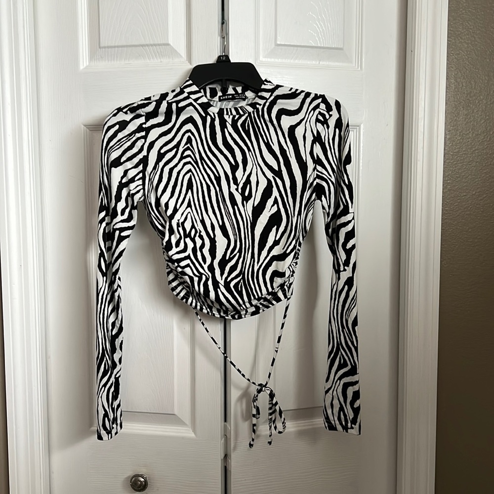 Shein zebra print backless long sleeve